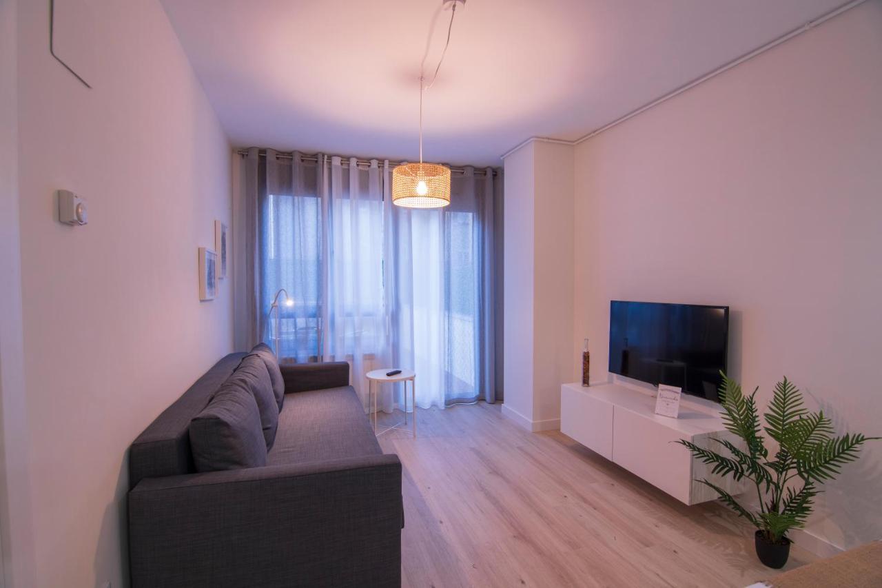 Apartmán La Terraza De La Vega - Ubicacion Inmejorable , Wifi , Terraza Y Parking Gratuito Oviedo Exteriér fotografie