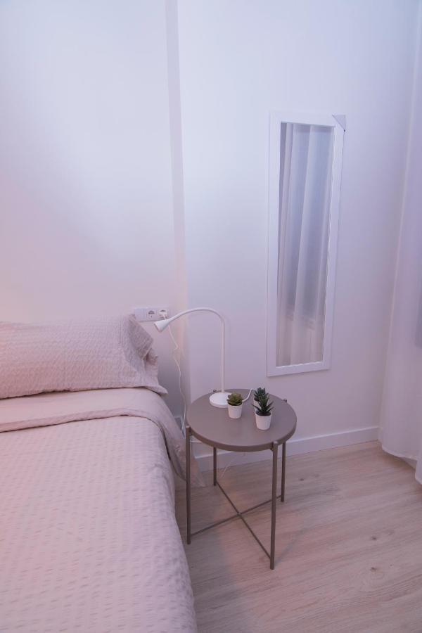Apartmán La Terraza De La Vega - Ubicacion Inmejorable , Wifi , Terraza Y Parking Gratuito Oviedo Exteriér fotografie