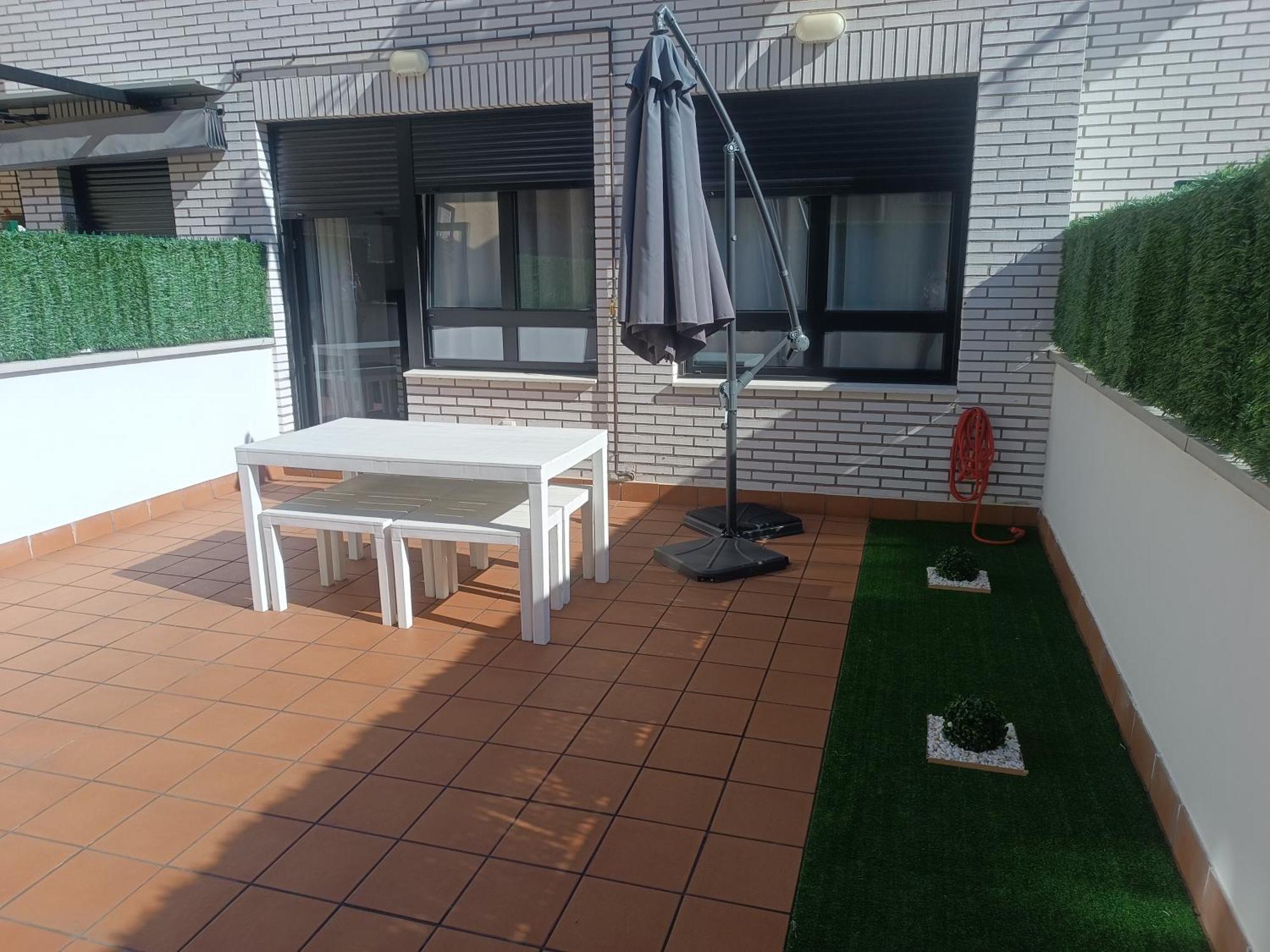 Apartmán La Terraza De La Vega - Ubicacion Inmejorable , Wifi , Terraza Y Parking Gratuito Oviedo Exteriér fotografie